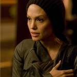 Angelina-Jolie-Salt-photo-knit-hat