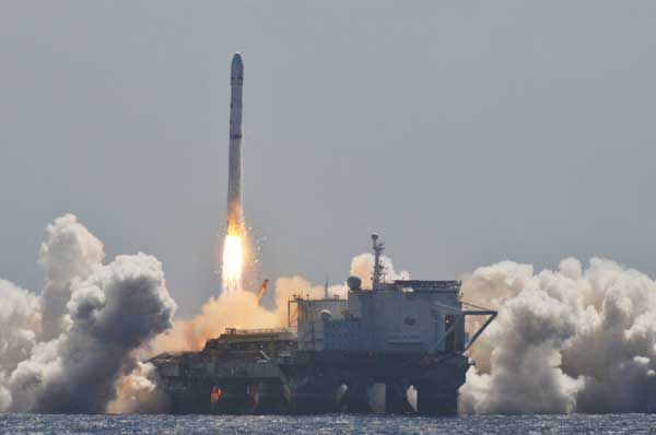 EUTELSAT-70B-launch-rocket