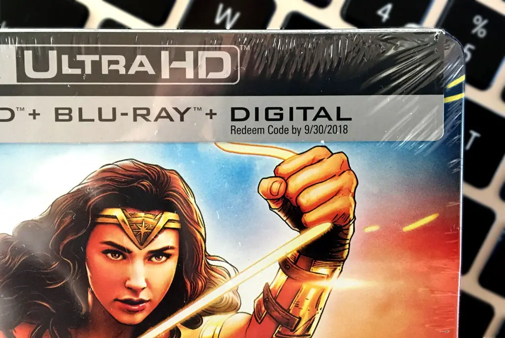 wonder-woman-best-buy-steelbook-digital-expire-1024px