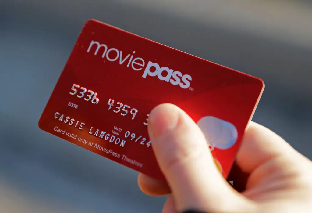 moviepass-hand-1024px