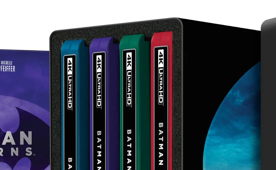 batman-film-collection-4k-best-buy-steelbook-inside-closeup