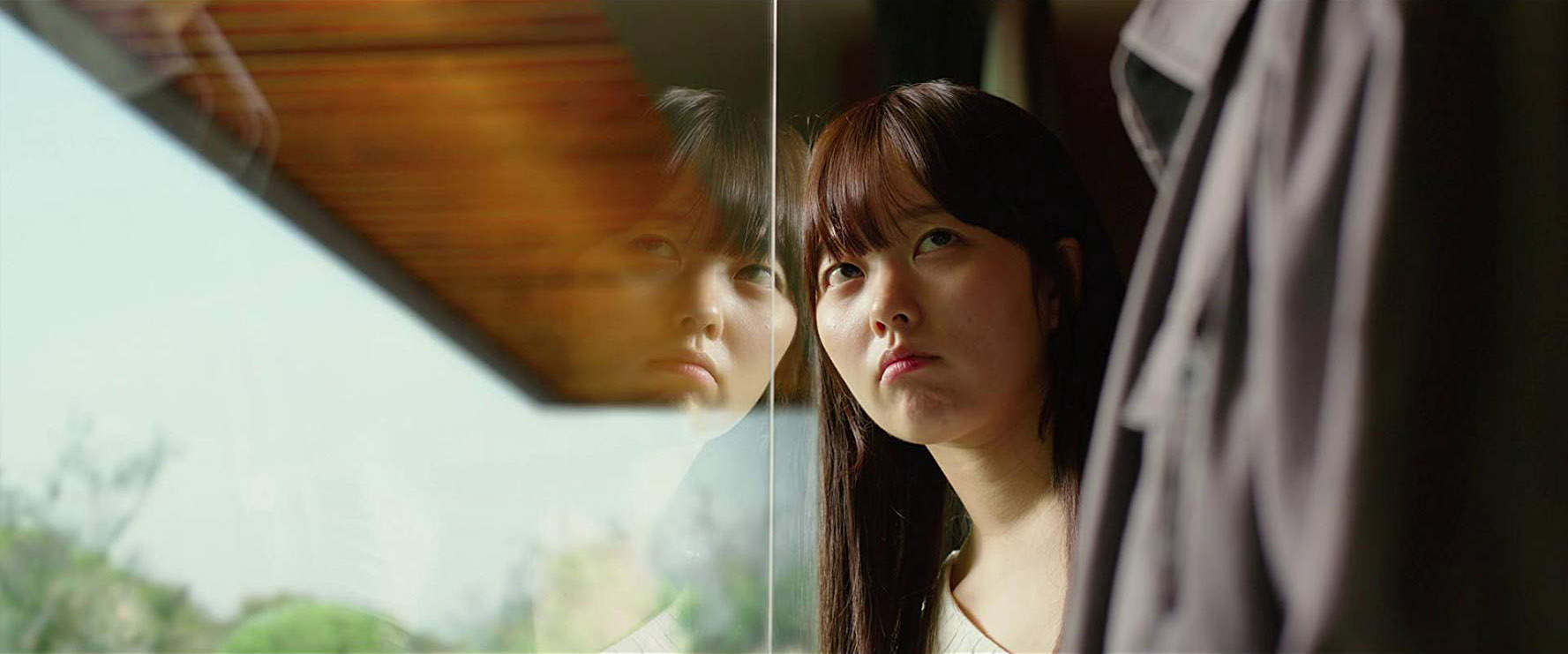 parasite ji-so jung movie still