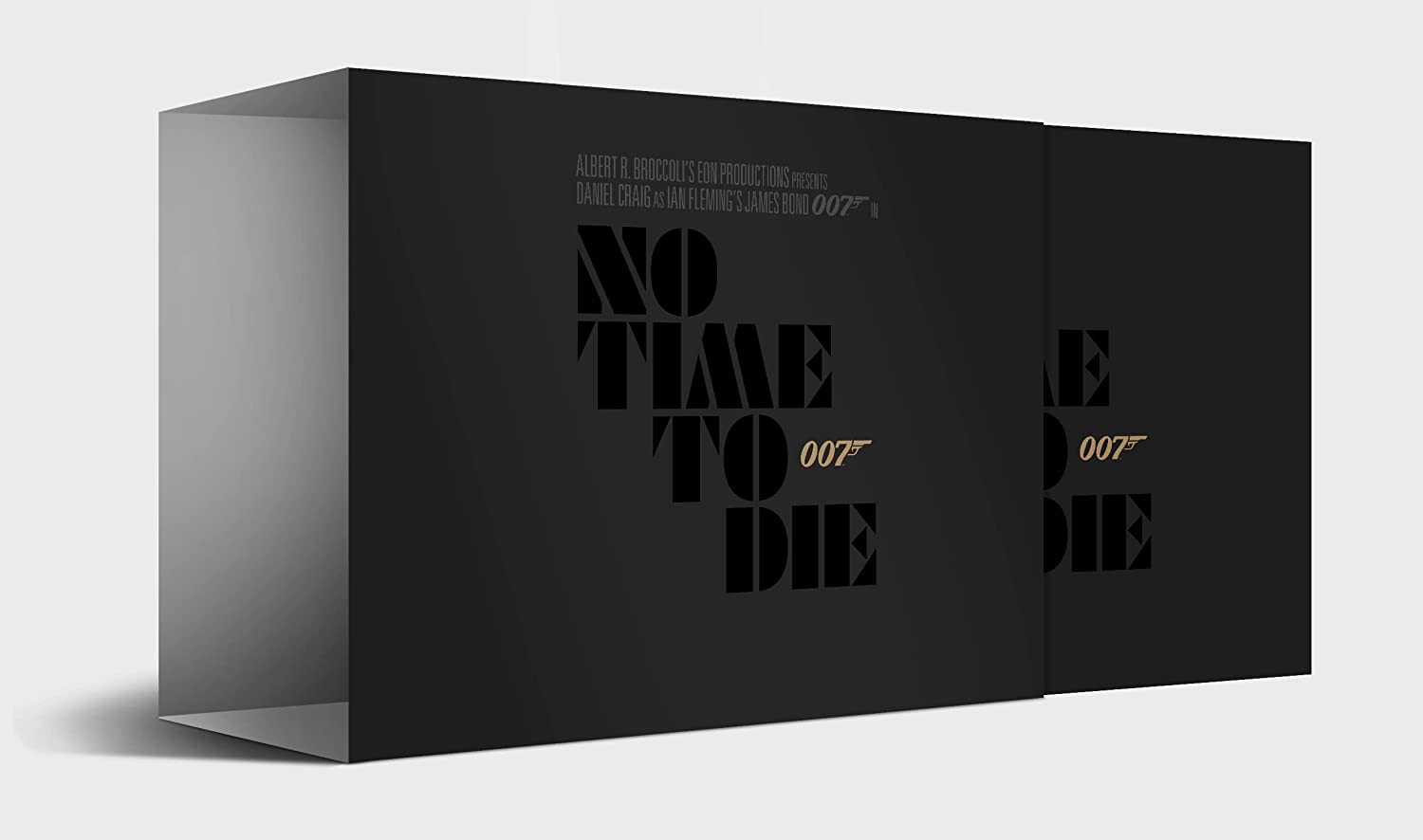 No Time To Die Limited Edition Giftset angle