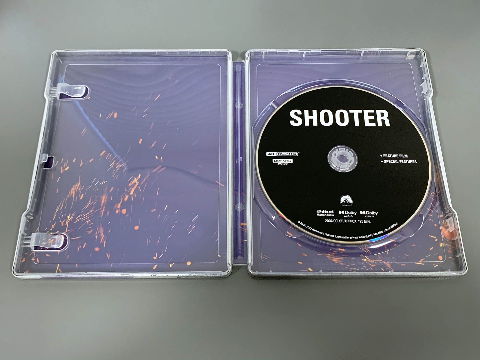 Shooter 4k Blu-ray SteelBook open