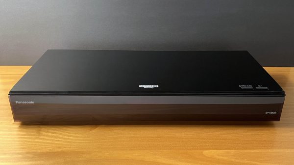 Panasonic DP-UB820-K review photo