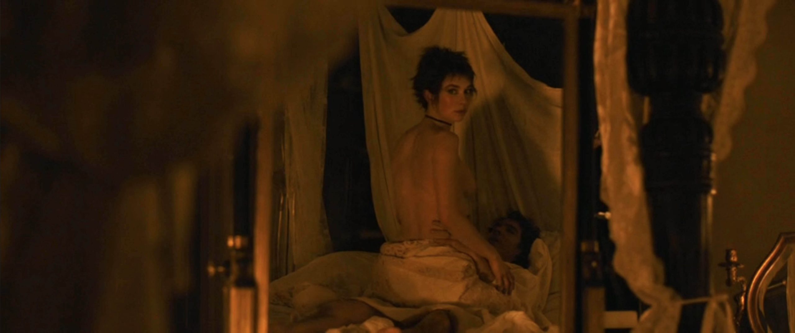 Napoleon- The Director's Cut Vanessa Kirby Joséphine bedroom