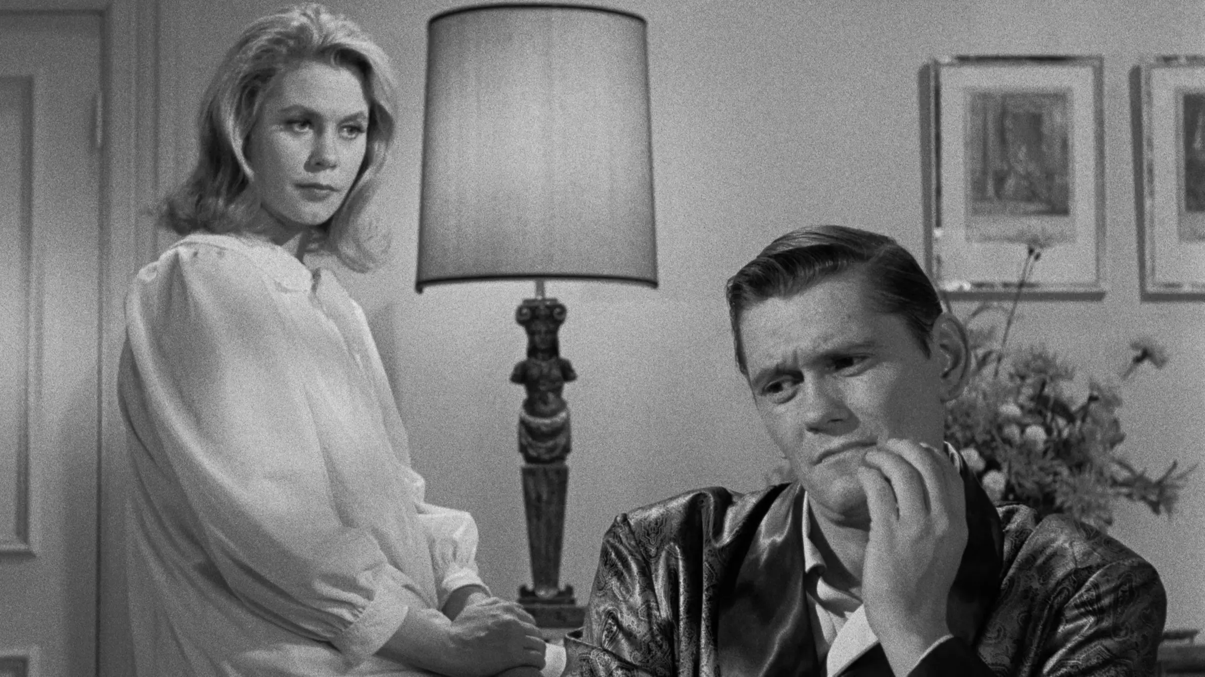 Bewitched frame grab season 1 episode 1